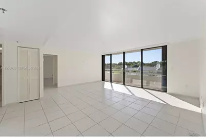 441 Valencia Ave #302, Coral Gables, FL 33134 - Photo 4