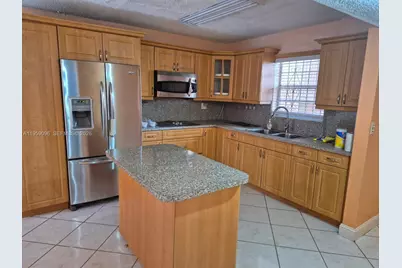 [Address not provided], Hialeah, FL 33013 - Photo 6