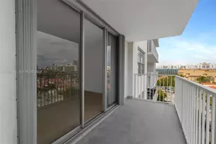 2851 NE 183rd St, Aventura, FL 33160 - Photo 20