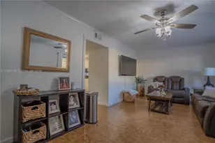 1527 NW 80th Ave, Margate, FL 33063 - Photo 14