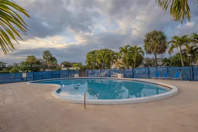 1527 NW 80th Ave #I, Margate, FL 33063 - Photo 44