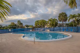 1527 NW 80th Ave, Margate, FL 33063 - Photo 44