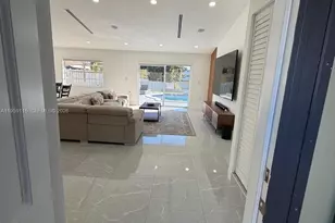 920 Monticello Ave, Davie, FL 33325 - Photo 2