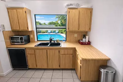 1411 SW 82nd Ave, North Lauderdale, FL 33068 - Photo 6