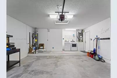 1861 NW 142nd Ter, Pembroke Pines, FL 33028 - Photo 40