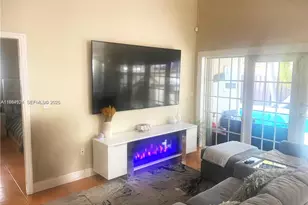 8793 NW 140th Ln, Miami Lakes, FL 33018 - Photo 4