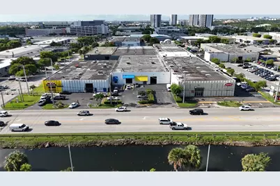 8420 NW 58th St, Doral, FL 33166 - Photo 4