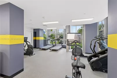 3500 Mystic Pointe Dr #104, Aventura, FL 33180 - Photo 34