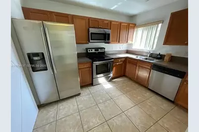 5411 SW 41st St #5411, Pembroke Park, FL 33023 - Photo 4