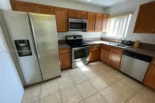 5411 SW 41st St, Pembroke Park, FL 33023 - Photo 4