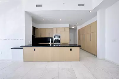 900 Brickell Key Blvd #2405, Miami, FL 33131 - Photo 2