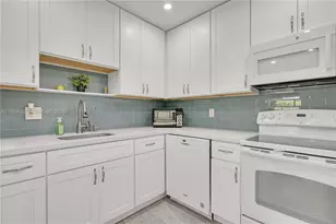 10115 44th Way S, Boynton Beach, FL 33436 - Photo 6