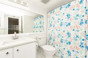 11133 SW 8th St, Pembroke Pines, FL 33025 - Photo 34