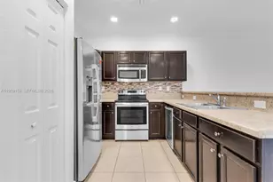 3202 SE 6th St, Homestead, FL 33033 - Photo 8