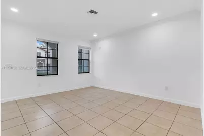 3202 SE 6th St, Homestead, FL 33033 - Photo 10