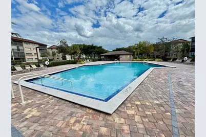 12550 SW 15th St #406E, Pembroke Pines, FL 33027 - Photo 6