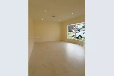 19221 SW 92nd Rd, Cutler Bay, FL 33157 - Photo 4