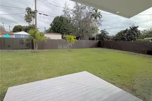 19221 SW 92nd Rd, Cutler Bay, FL 33157 - Photo 12