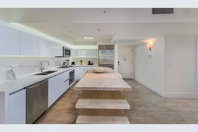 102 24th St #1007, Miami Beach, FL 33139 - Photo 10