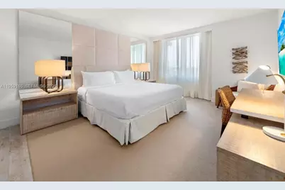 102 24th St #1007, Miami Beach, FL 33139 - Photo 4