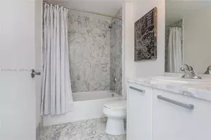 244 Biscayne Blvd, Miami, FL 33132 - Photo 16