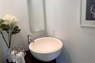 18671 Collins Ave, Sunny Isles Beach, FL 33160 - Photo 34