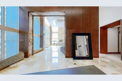 31 SE 5th St #2408, Miami, FL 33131 - Photo 26