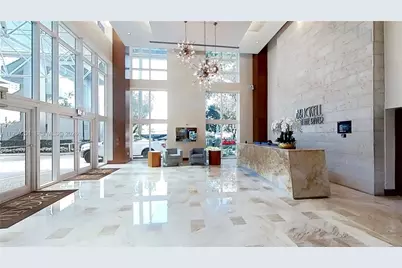 31 SE 5th St #2408, Miami, FL 33131 - Photo 10