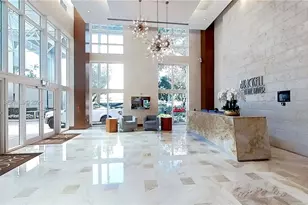 31 SE 5th St, Miami, FL 33131 - Photo 10