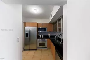 31 SE 5th St, Miami, FL 33131 - Photo 18