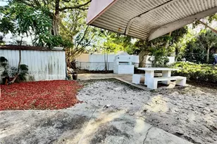 518 NW 47th Ct, Oakland Park, FL 33309 - Photo 16