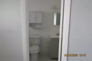 1141 NW 30th St, Miami, FL 33127 - Photo 10