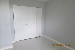1141 NW 30th St, Miami, FL 33127 - Photo 12