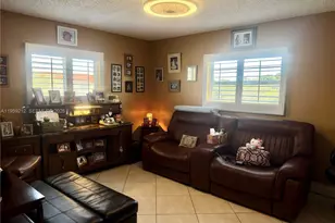 1100 SW 130th Ave, Pembroke Pines, FL 33027 - Photo 10