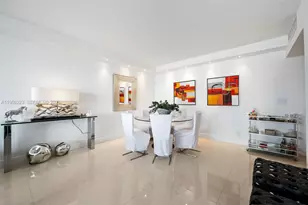 19390 Collins Ave, Sunny Isles Beach, FL 33160 - Photo 4