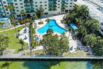 19390 Collins Ave #1221, Sunny Isles Beach, FL 33160 - Photo 24