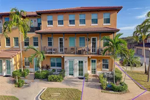 14774 SW 10th St, Pembroke Pines, FL 33027 - Photo 1