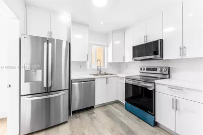 11970 SW 177th Ter, Miami, FL 33177 - Photo 12
