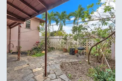 1355 NE 200th Ter, Miami, FL 33179 - Photo 16