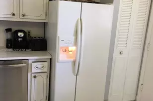 3660 NE 166th St, North Miami Beach, FL 33160 - Photo 10