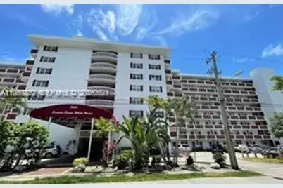 3660 NE 166th St #611, North Miami Beach, FL 33160 - Photo 2