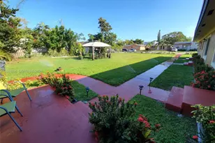 2015 Funston St, Hollywood, FL 33020 - Photo 16