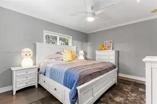 9301 NW 2nd Pl, Miami Shores, FL 33150 - Photo 14