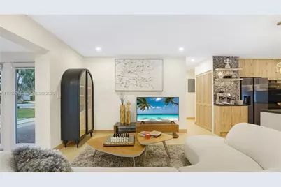 2749 NE 10th Ave, Wilton Manors, FL 33334 - Photo 6