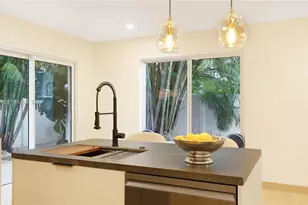 2749 NE 10th Ave, Wilton Manors, FL 33334 - Photo 30