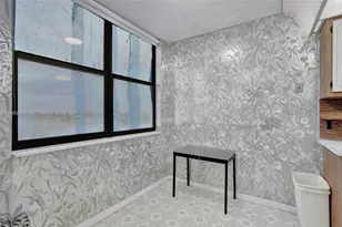 322 Buchanan St, Hollywood, FL 33019 - Photo 4