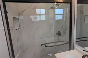 517 S 19th Ave, Hollywood, FL 33020 - Photo 14