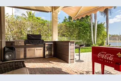 766 Sunflower Cir, Weston, FL 33327 - Photo 42