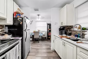 435 NW 15th St, Florida City, FL 33034 - Photo 20