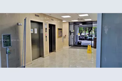 4445 W 16th Ave #312, Hialeah, FL 33012 - Photo 4